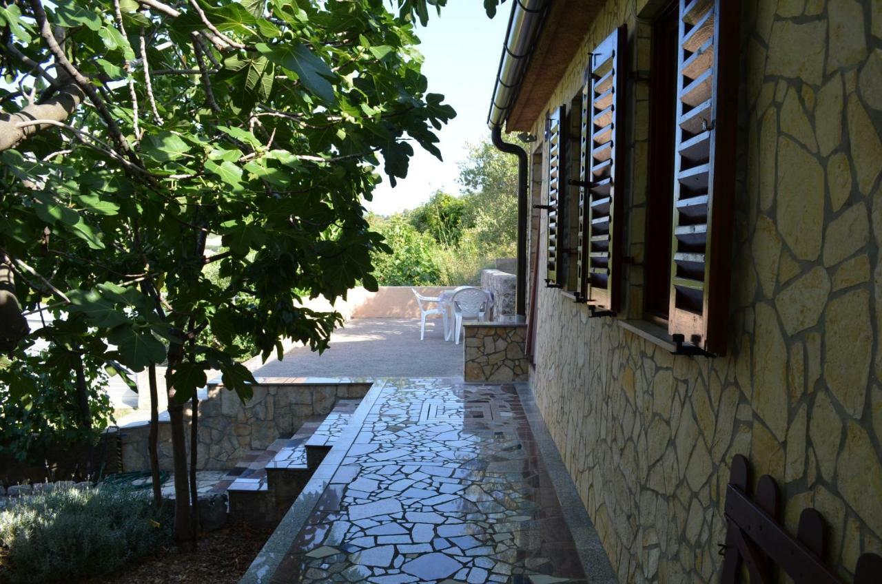 Draga Bašćanska Holiday Home Garina מראה חיצוני תמונה